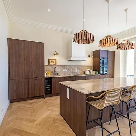 69 Picaud - Charming 3-bed With Sea View Balcony And Parking