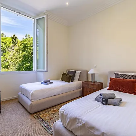 Apartamento 69 Picaud - Charming 3-bed With Sea View Balcony And Parking Cannes