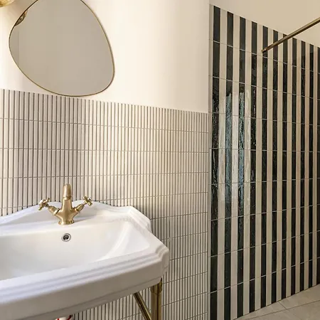 69 Picaud - Charming 3-bed With Sea View Balcony And Parking