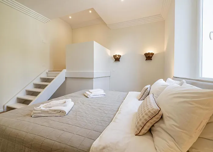 69 Picaud - Charming 3-bed With Sea View Balcony And Parking カンヌ