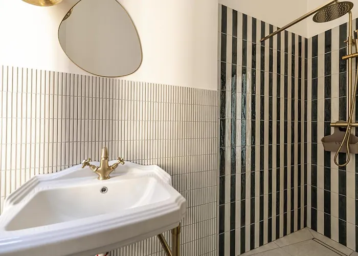 69 Picaud - Charming 3-bed With Sea View Balcony And Parking